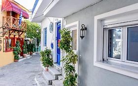 Klaidis House